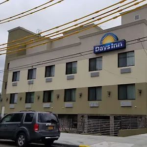 Days By Wyndham Brooklyn Marine Park Нью-Йорк