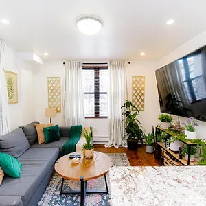 Luxury Oasis In The Heart Of Brooklyn New York